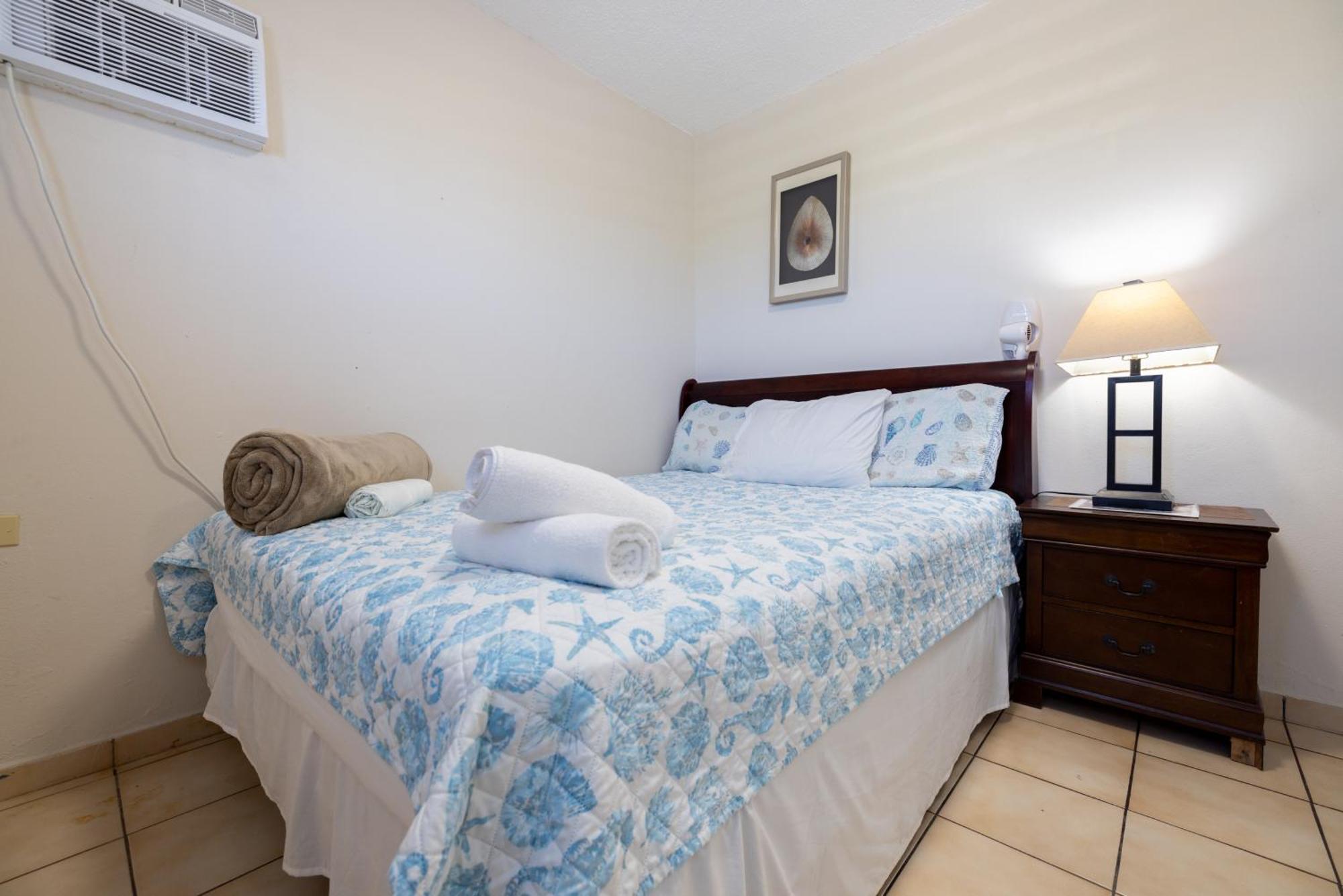 Montones Beach Apartment C-3 Исабела Екстериор снимка